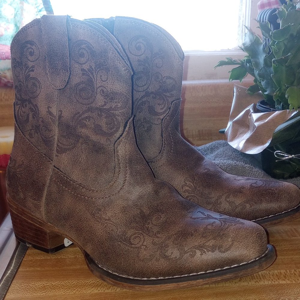 Roper Short Stuff Booties